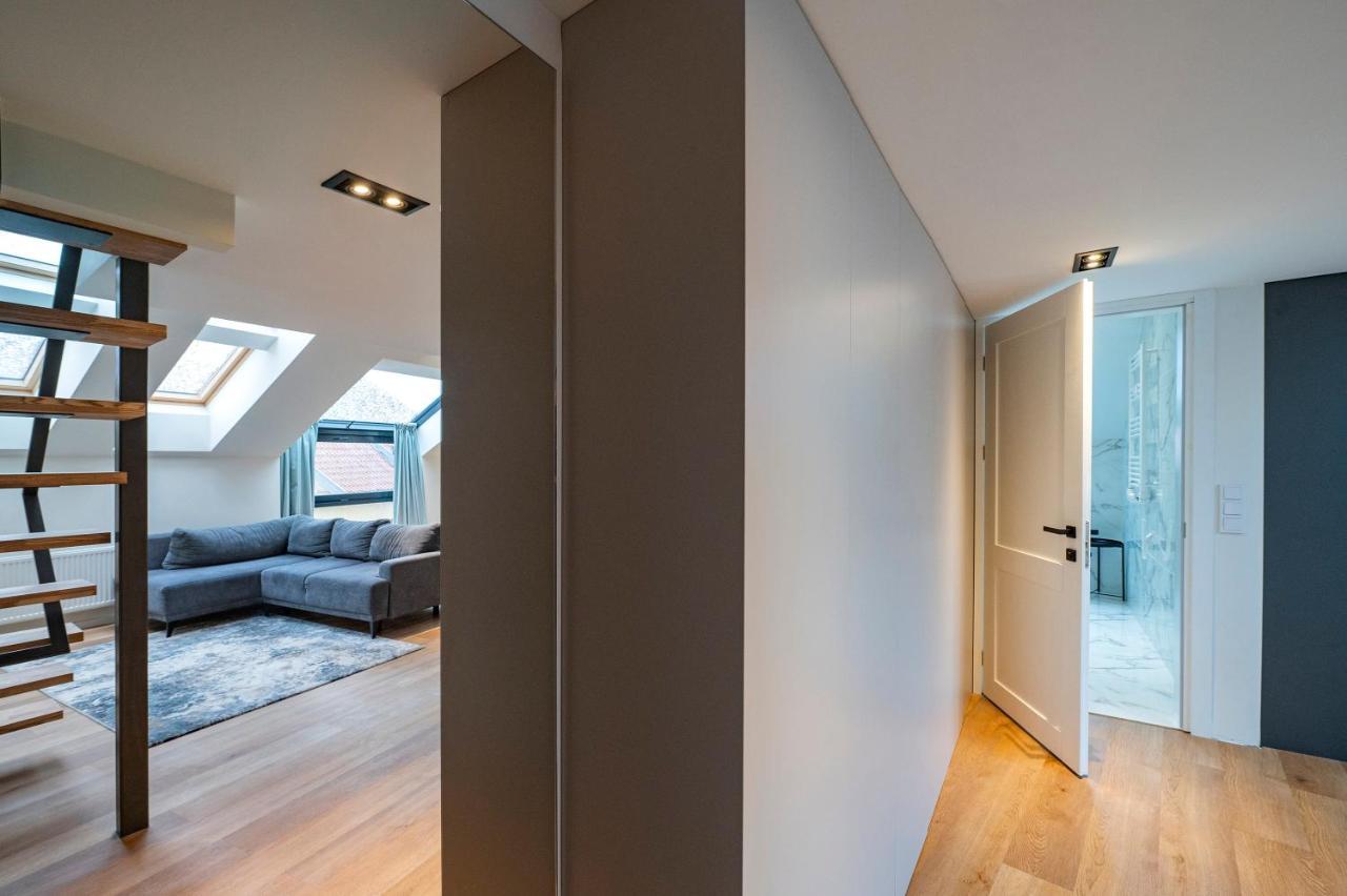 Loft 1 Bd Old Town Apartment By Hostlovers Kaunas Exterior foto